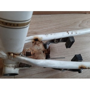 Telaio bici PEUGEOT NS 500A, particolare connessione tubi