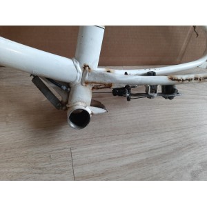 Cadre vélo PEUGEOT NS 500A vue d'ensemble côté gauche