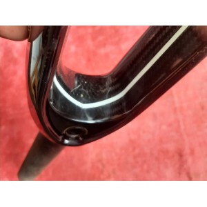 Forcella carbonio 700C Penta Competition Decathlon dettaglio supporto freno