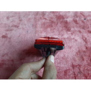 Fanale posteriore SOUBITEZ Peugeot Motobecane, dettaglio supporto