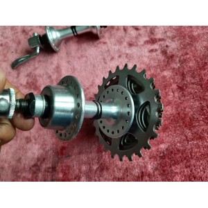 2 bujes SHIMANO ARABESQUE 600 EX 16-24 vintage 36 taladros MY6