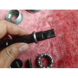 Boitier de pedalier NERVAR OFMEGA 35x100 FR 126mm velo triple plateaux BP24
