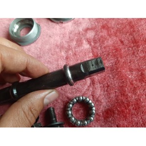 Boitier de pedalier NERVAR OFMEGA 35x100 FR 126mm velo triple plateaux BP24
