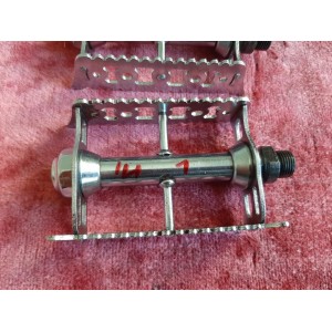 Pedais Lyotard 36 Vintage Aço – Rosca 14x1.25 para Peugeot