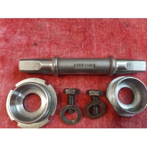 Boitier de pédalier PEUGEOT 35x100 SUISSE 121mm vélo ancien BP26