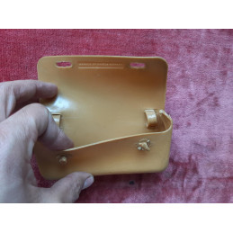 Internal storage compartment layout of SUFFICIT bag