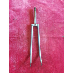 Side profile view of the 784g vintage steel bicycle fork showing the blade curvature