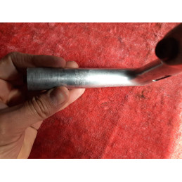 Attacco manubrio Philippe Peugeot 110mm dettaglio superficie
