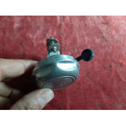 Campanello d'epoca PEUGEOT AFA F3 – vista laterale con leva