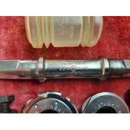 Shimano 600 EX BB-6207 British thread bottom bracket