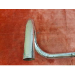Guidão AVA aço 400mm – pormenor do punho esquerdo com textura